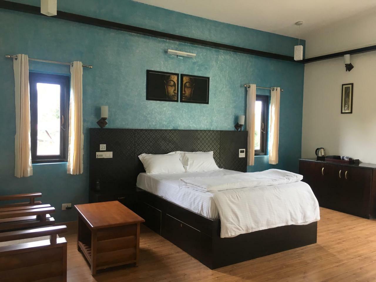קוטאגירי Silvertip Cafe & Homestay מראה חיצוני תמונה