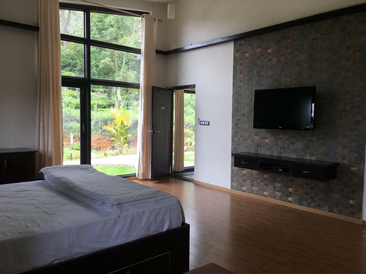 קוטאגירי Silvertip Cafe & Homestay מראה חיצוני תמונה