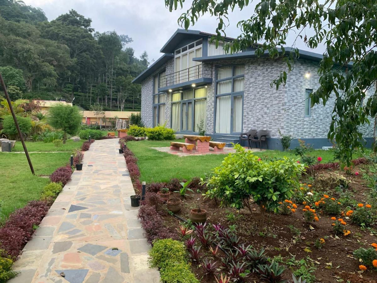 קוטאגירי Silvertip Cafe & Homestay מראה חיצוני תמונה